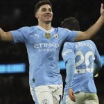 Manchester City y Aston Villa ganan en la Premier