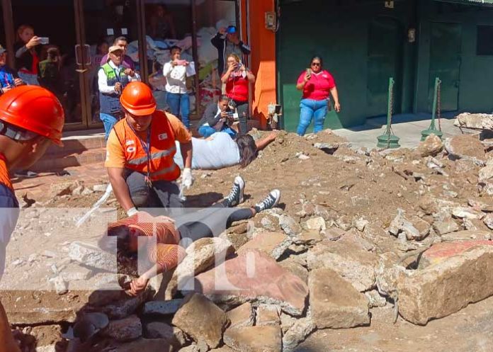 bene2 Comerciantes y compradores del Oriental activos en el Ejercicio Multiamenaza