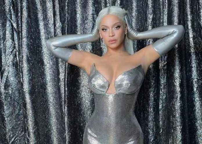 ¿Beyonce quiere ser blanca?