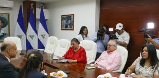 Foto: Reunión del Embajador de Egipto con autoridades de educación y AN / Cortesía