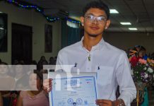 Más de 100 protagonistas se gradúan como técnicos en Granada Foto: Técnicos graduados en Granada / TN8