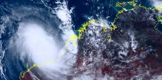 Noreste de Australia se prepara para "destructivo" ciclón