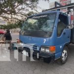 Camión de comida rápida es impactado por otro automotor en Estelí Camión de comida rápida es impactado por otro automotor en Estelí