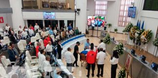 Foto: Asamblea Nacional rinde tributo /TN8