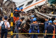 Foto: Aumenta a cuatro víctimas mortales en colisión de trenes en Indonesia / Cortesía