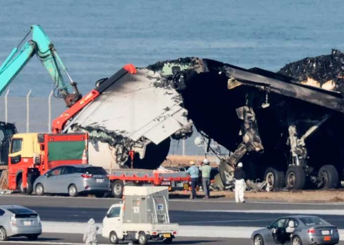 1 Explota en mero vuelo la puerta de un avión de la aerolínea Alaska Airlines