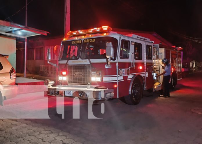 1 Incendio en barrio Concepción de María deja a dos hermanos sin hogar en Managua