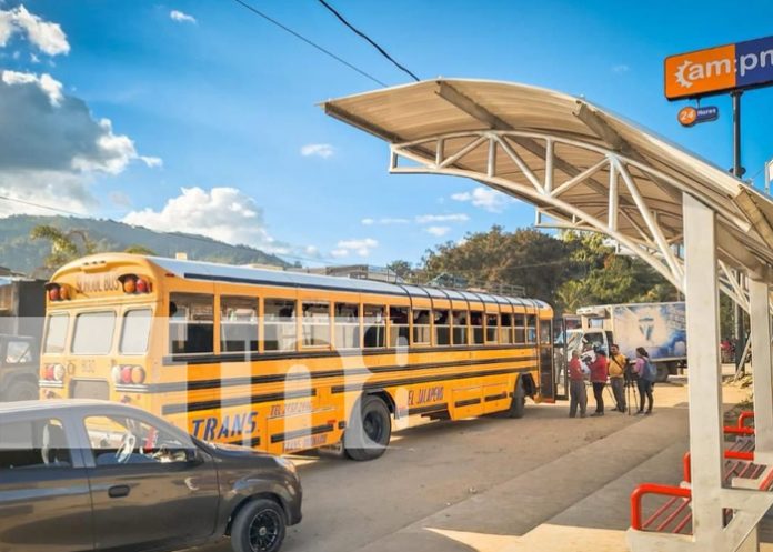 Foto: Obras que transforman: Bahías para usuarios del transporte en Jalapa/TN8