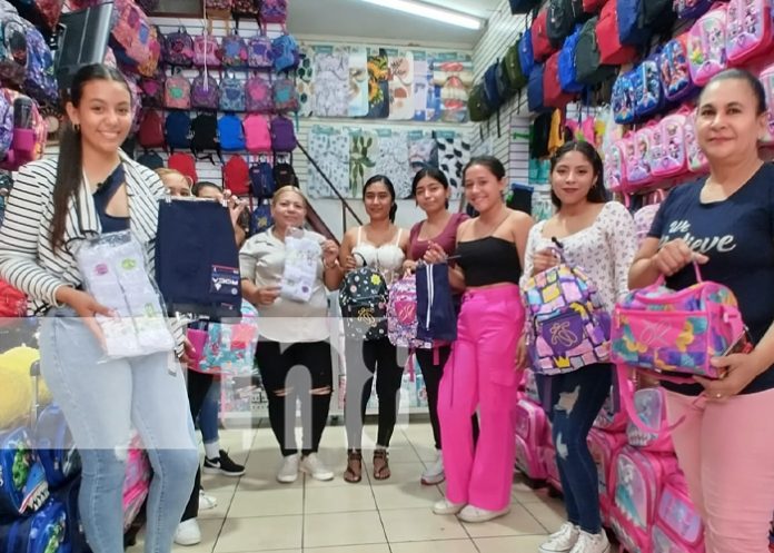 1 Foto: A comprar en tiendas y mercados todo lo de la escuela/Tn8