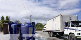 Foto: ¡Incidente vial en Masaya! Rastra se da vueltas sobre la pista de circunvalación/TN8
