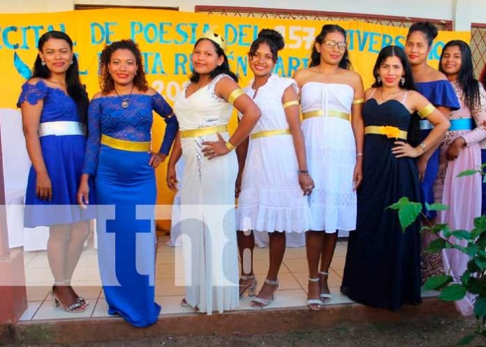 BICU realiza recital de poesías celebrando el natalicio del Poeta Rubén Darío