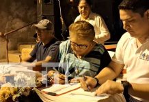 Carazo: Familias disfrutan de las mejoras en alumbrado público Foto: Carazo: Familias disfrutan de las mejoras en alumbrado público/TN8