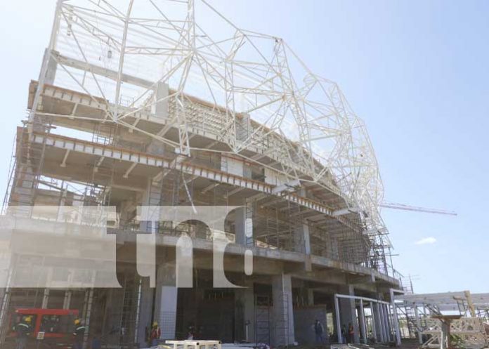 Un 65% de avance tiene el nuevo estadio de béisbol de León