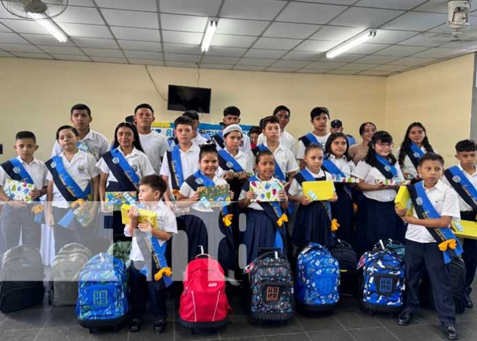 Policía Nacional en Matagalpa brinda apoyo escolar a hijos de miembros de la institución