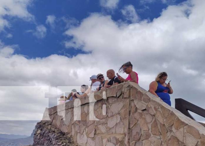 1 Foto: ¡El Volcán Masaya, conquista a Costarricenses y otros turistas extranjeros!/TN8