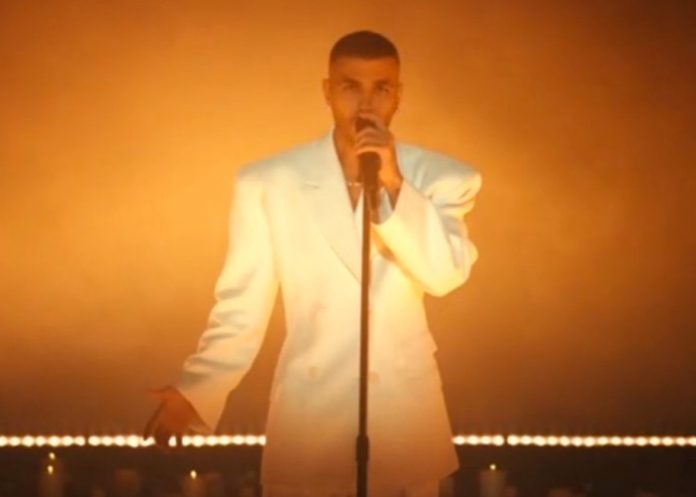 2 Foto: Rauw Alejandro y Laura Pausini unen voces en