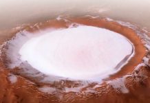 Encuentran enormes depósitos de hielo en el ecuador de Marte (Video) Encuentran enormes depósitos de hielo en el ecuador de Marte