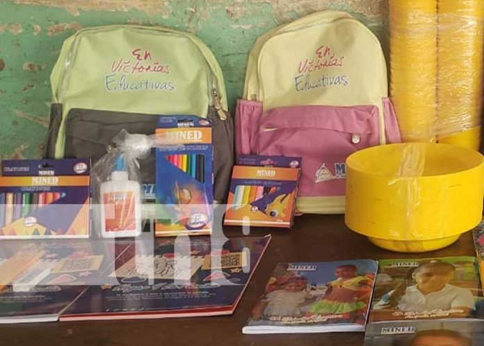 2 Foto: ¡Llegan maletines y paquetes escolares al municipio de Nandaime!/TN8