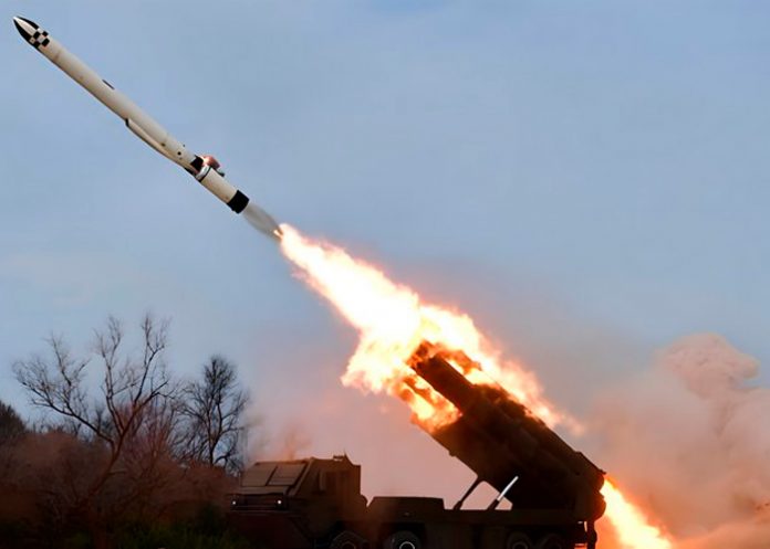 Foto: Corea del Norte lanzó varios misiles de crucero hacia el Mar Amarillo/Cortesía