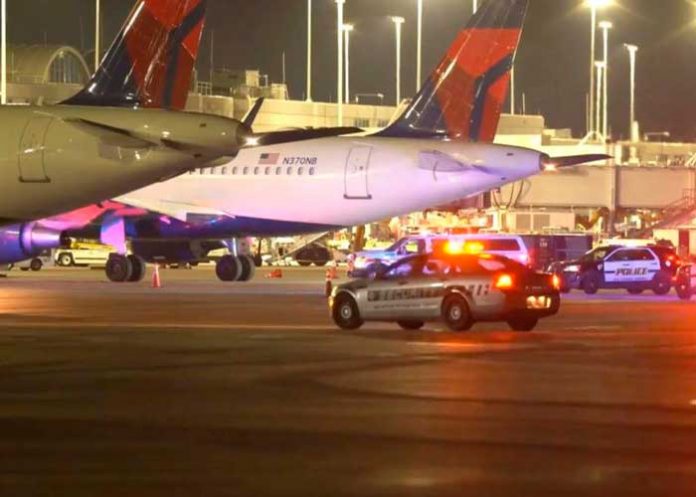 2 Foto: Misterioso suceso en avión /cortesía
