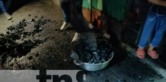 Carbón encendido desata alerta de incendio en el Mercado Oriental, Managua