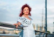 Dos mujeres mayores de 60 años buscan competir en Miss Universo