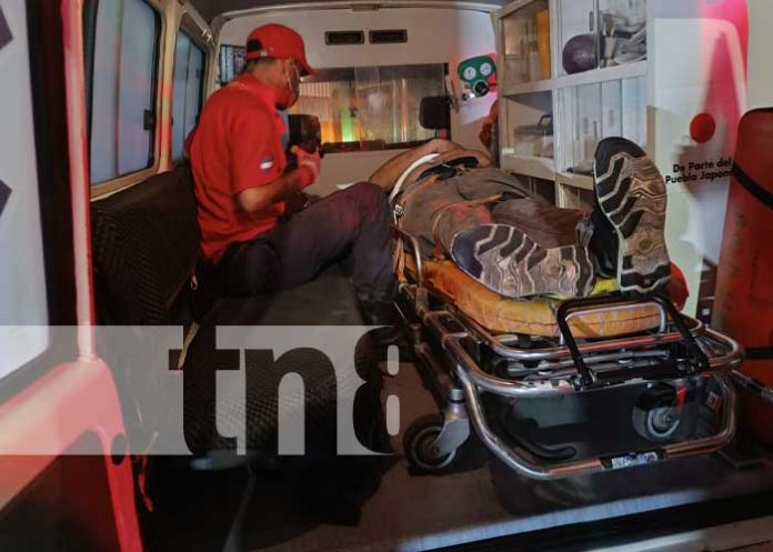 3 Foto: Peatón lesionado luego de ser impactado por un taxi en Bolonia / TN8
