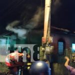 Voraz incendio consume vivienda en el barrio Pancasán en Granada