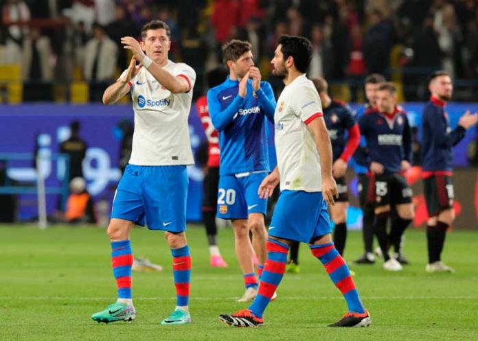 Barcelona barcelona, robert, lewandowski,