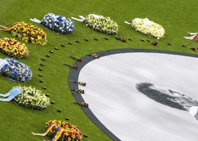 Despedida a Franz Beckenbauer Franz Beckenbauer, último adios en Allianz Arena