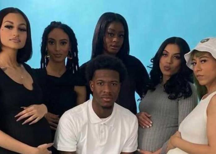 Organiza baby shower para cinco mujeres