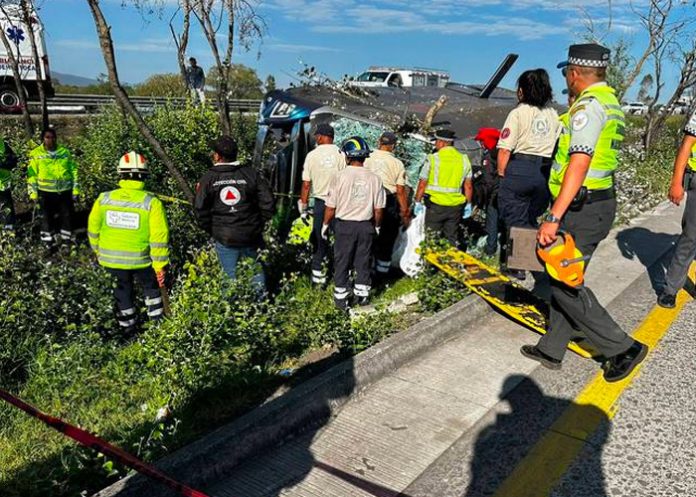 Muertos y heridos deja accidente de carretera en México