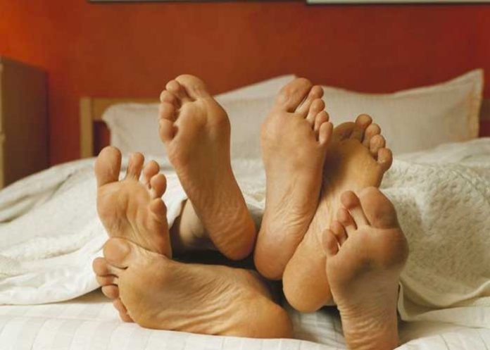 “Acepté hacer tríos con mi mejor amiga y mi novio