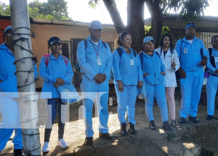 Foto: Brigadistas del MINSA visitan viviendas en Managua / TN8