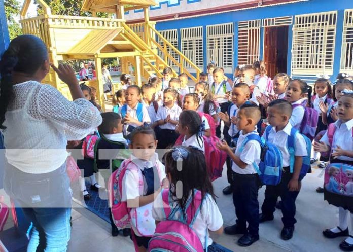 blanca-3 Foto: Moderna infraestructura en el colegio Blanca Stella Araúz Pineda / TN8