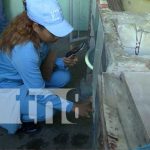 Foto: Abatización en el barrio Ducualí, en Managua / TN8