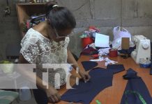 Foto: Costura de uniformes escolares en Nandaime / TN8