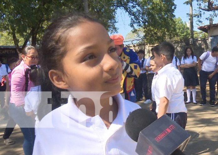 Foto: Regreso a clases con cobertura de Crónica TN8