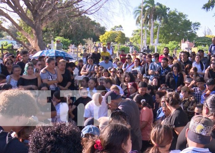 desp-1 Foto: Velan al joven Dereck Gómez, en Managua / TN8