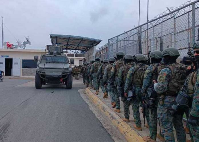 Ecuador decreta el estado de excepción tras una serie de motines 