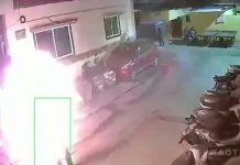 En India el exmarido se prende fuego por celos