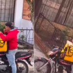 ¿Ambreado? Repartidor es grabado probando la comida antes de entregarla Captan a repartidor probando la comida antes de entregarla