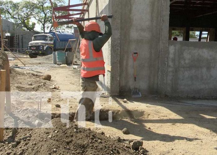 luxem-2 Foto: Construcción del Colegio Luxemburgo / TN8