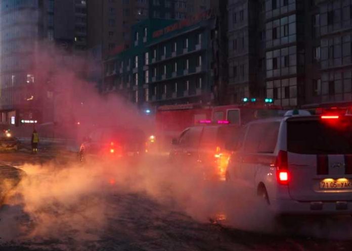 Coches y edificios calcinados en Mongolia