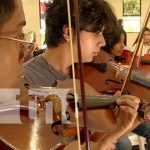 MINED Nicaragua promueve un 2024 lleno de Expresión Artística Foto: Música y arte en colegios de Nicaragua / TN8