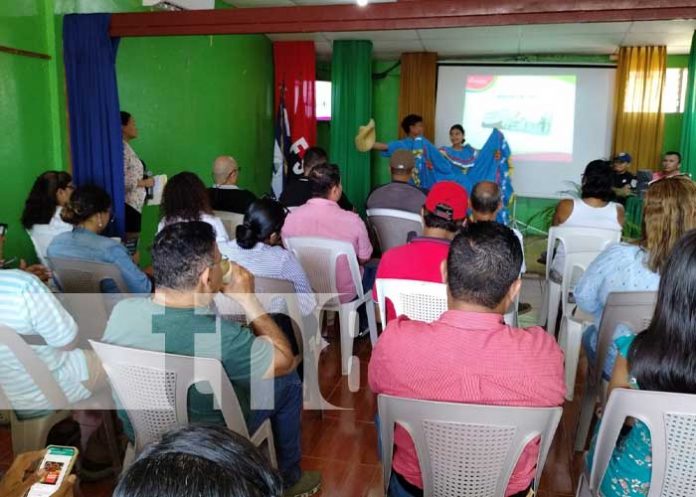 Foto: Empresarios turísticos se encuentran en Ometepe / TN8