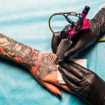 Aspirantes a ser policías en Ecuador tendrán prohibido tener tatuajes