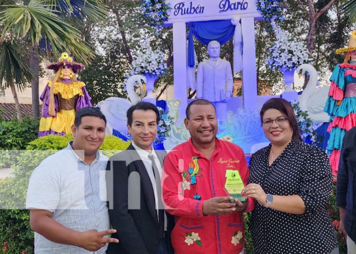 Foto: Gobierno municipal de León entregó reconocimientos a grandes artistas locales / TN8