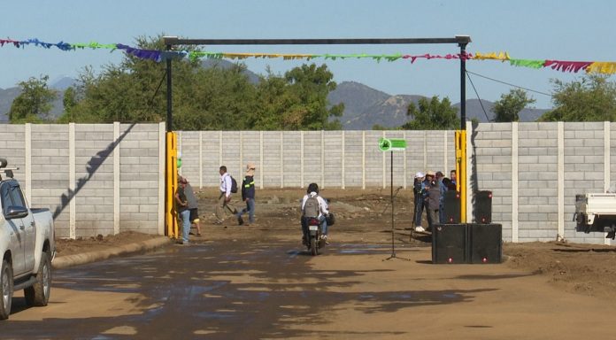 Foto; Inauguran Centro de desechos sólidos en el Barrio Domitila Lugo/Tn8