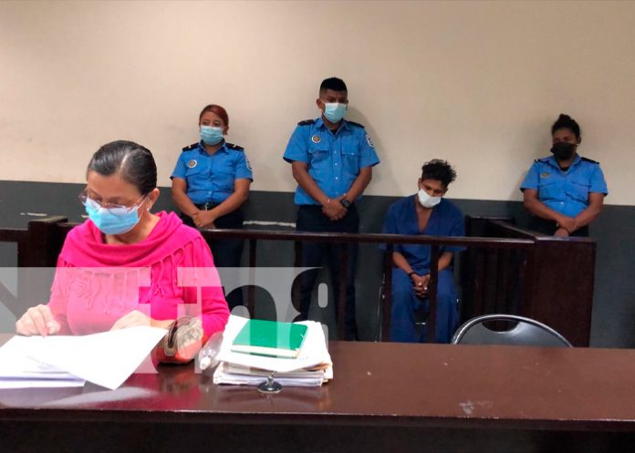 Foto: Ana recibe justicia /TN8